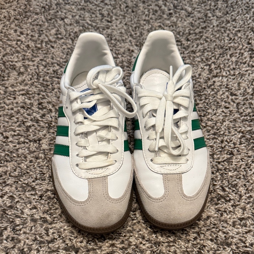 Adidas Samba White and Green Trainers fit like women’s size 7 - Picture 2 of 6